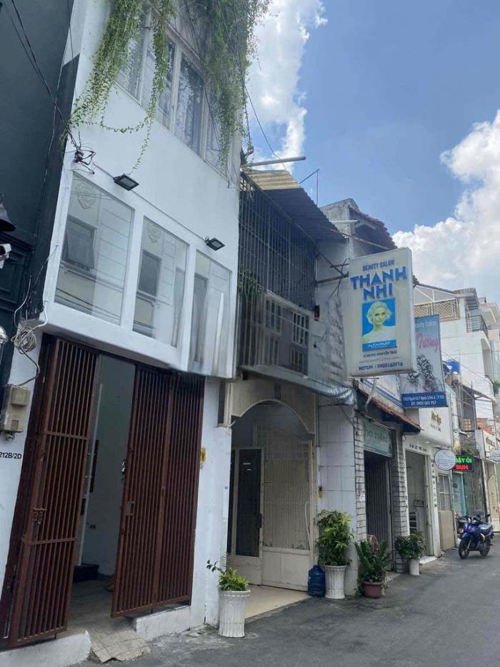 Cho thuê nhà hẻm xe hơi quận 1 đường Nguyễn Trãi
