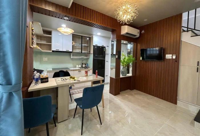Cho thuê nhà đường Nguyễn Thị Minh Khai Quận 1