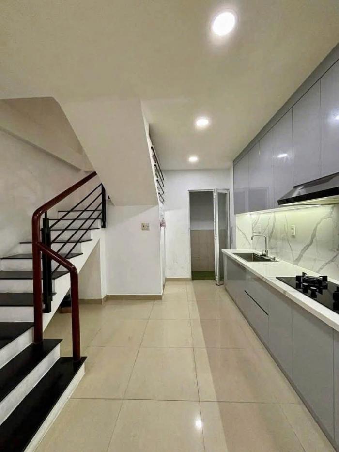 Cho thuê nhà hẻm 94 đường Trần Khắc Chân Quận 1