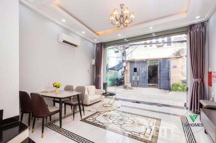 Cho thuê nhà hẻm 214 đường Nguyễn Trãi Quận 1