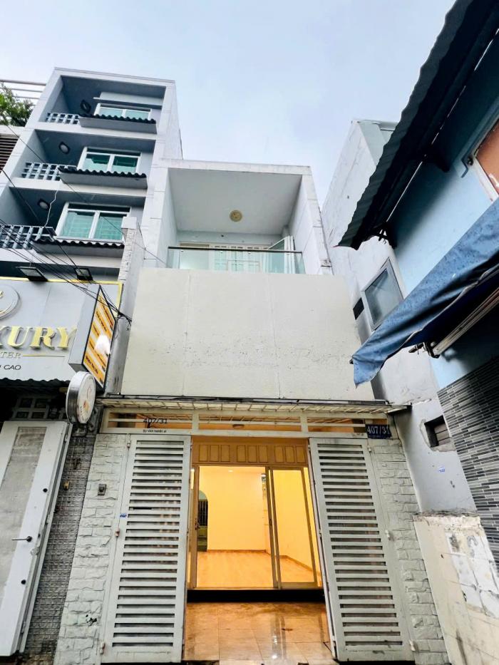 Cho thuê nhà hẻm xe hơi đường Sư Vạn Hạnh quận 10