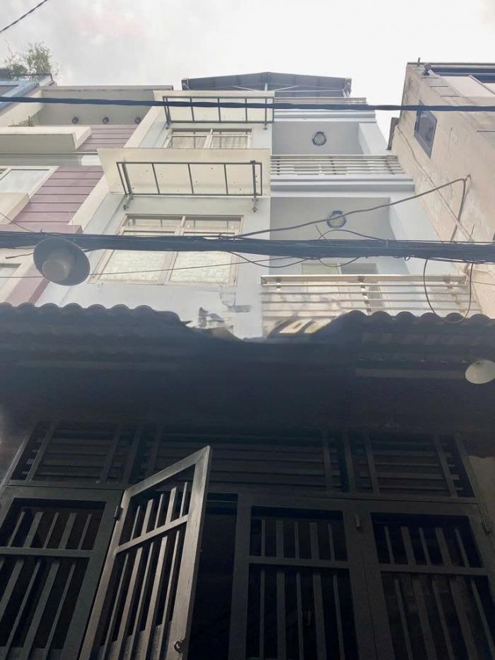 Cho thuê nhà đường Cách Mạng Tháng 8 quận 10