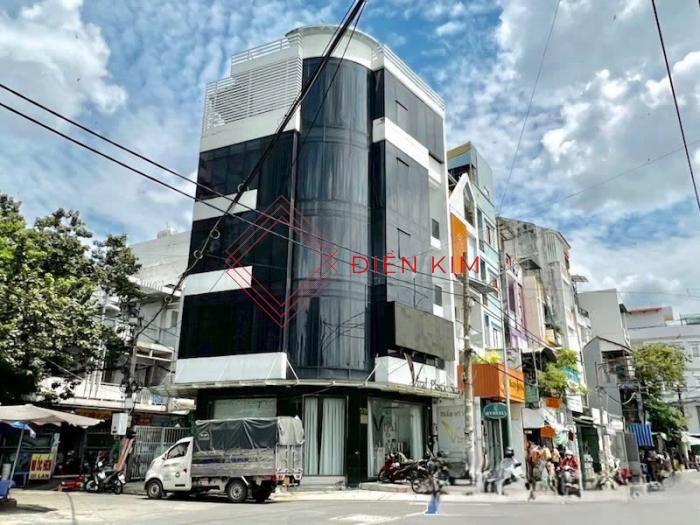 Cho thuê nhà hẻm lớn Quận 10 đường Thành Thái