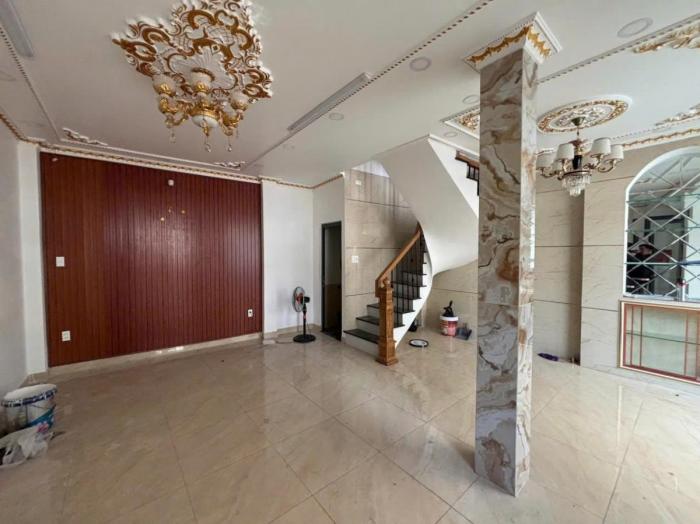 Cho thuê nhà hẻm 495 đường Tô Hiến Thành Quận 10