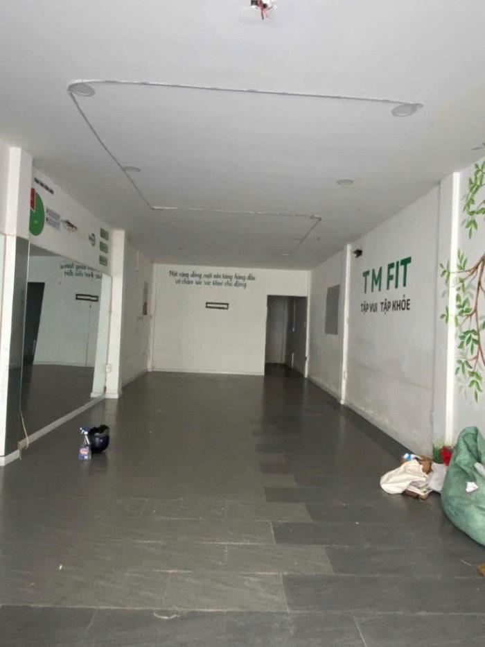 Cho thuê nhà hẻm 181 đường Ba Tháng Hai Quận 10