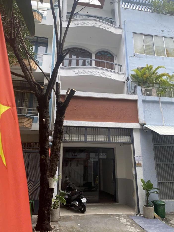 Cho thuê nhà hẻm 662 đường Sư Vạn Hạnh Quận 10