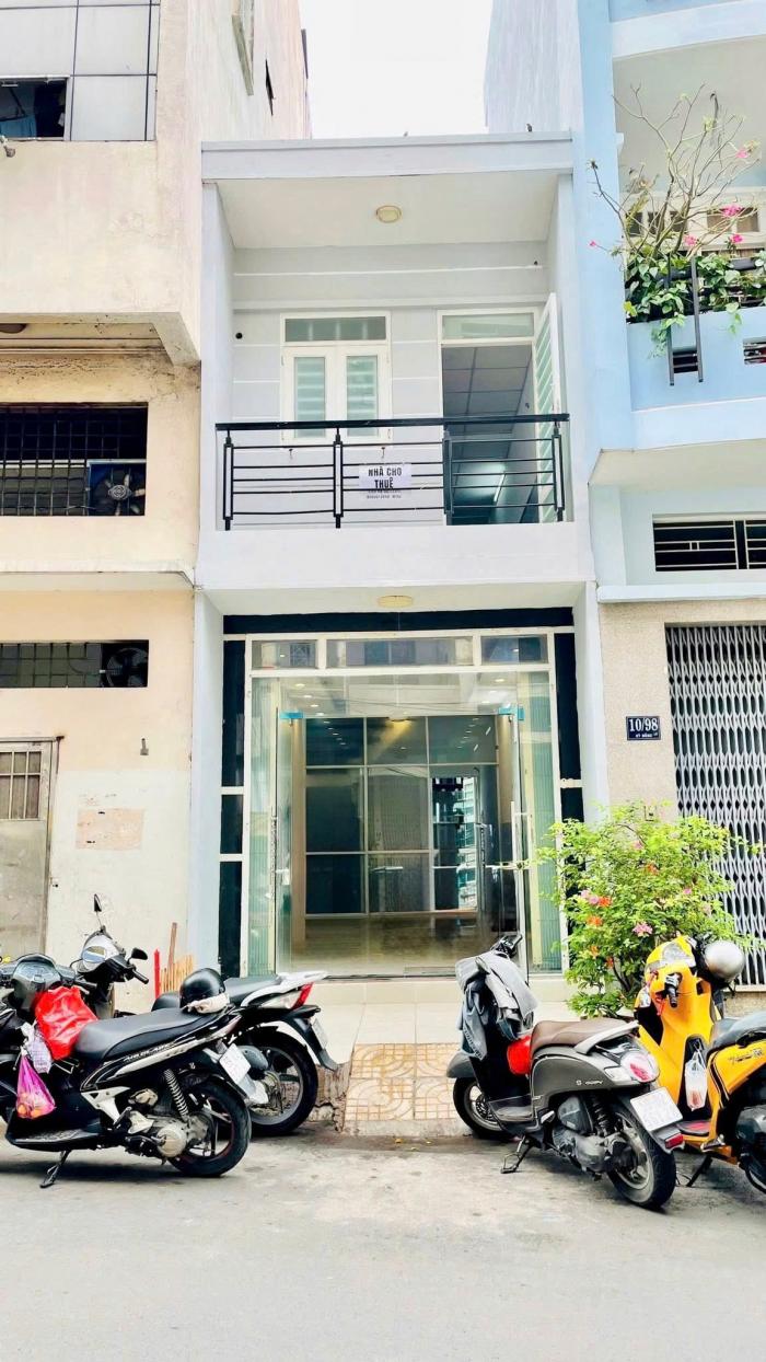 Cho thuê nhà hẻm 2 mặt tiên trước sau đường Võ Thị Sáu Quận 3