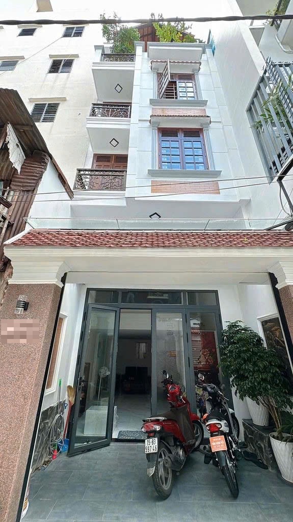 Cho thuê nhà hẻm 451 đường Hai Bà Trưng Quận 3