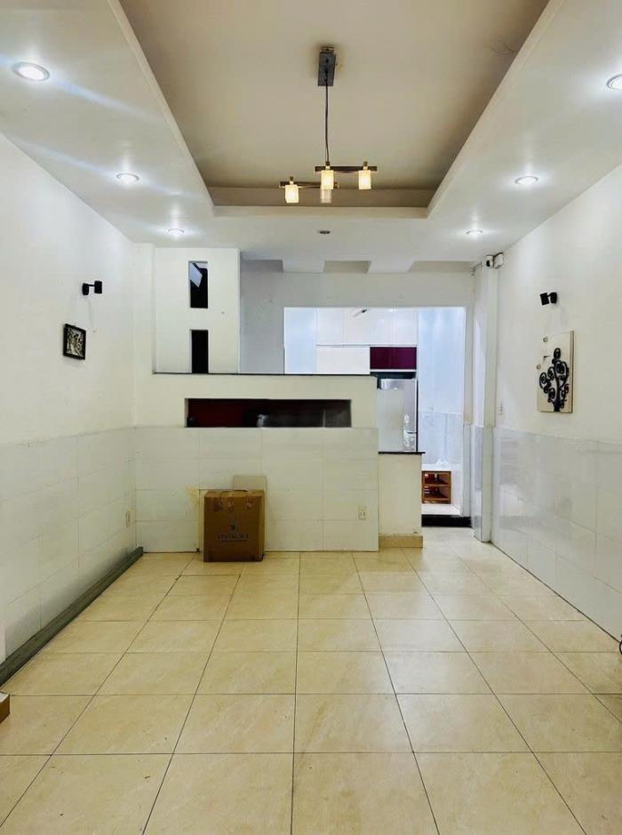 Cho thuê nhà hẻm 315 đường Lê Văn Sỹ Quận 3