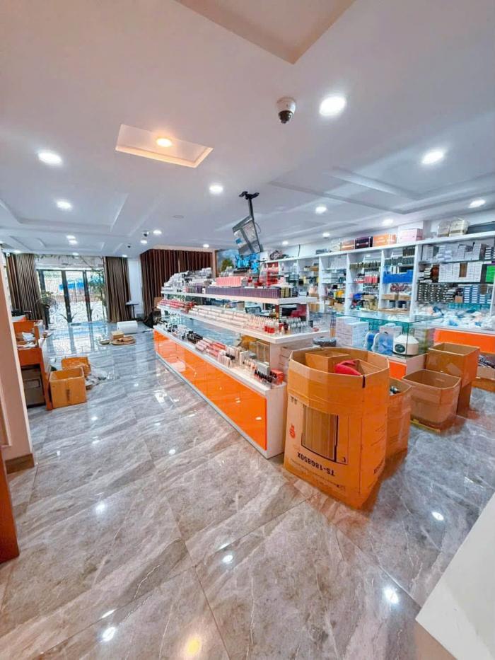 Cho thuê nhà hẻm 1365 đường Huỳnh Tấn Phát Quận 7