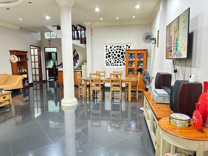 Cho thuê villa đường Lam Sơn quận Bình Thạnh