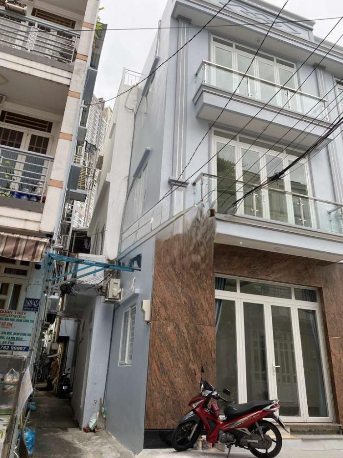 Cho thuê nhà hẻm xe hơi đường Nguyễn Hữu Cảnh quận Bình Thạnh