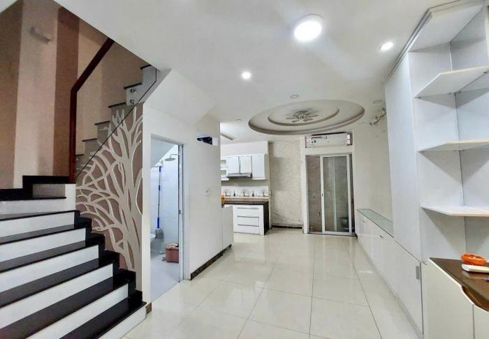 Cho thuê nhà đường Hoàng Hoa Thám quận Bình Thạnh
