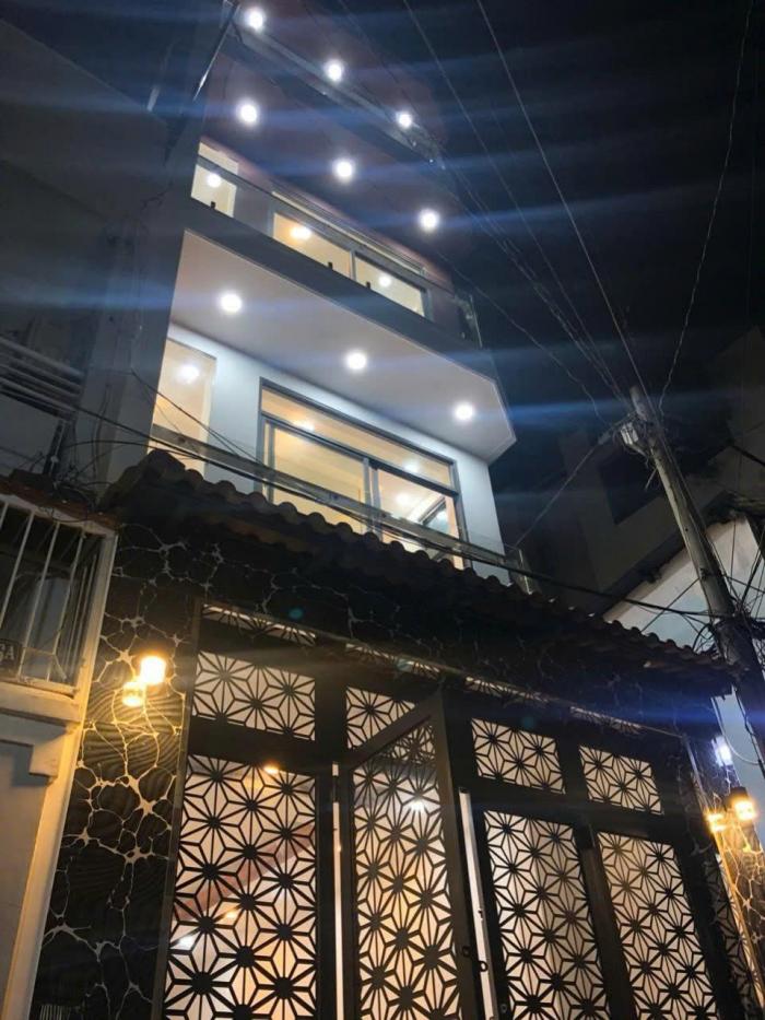 Cho thuê nhà đường Hồ Biểu Chánh, nhà nguyên căn hẻm quận Tân Bình