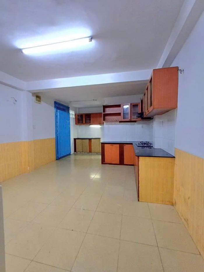 Cho thuê nhà hẻm 440 đường Nguyễn Kiệm Phú Nhuận
