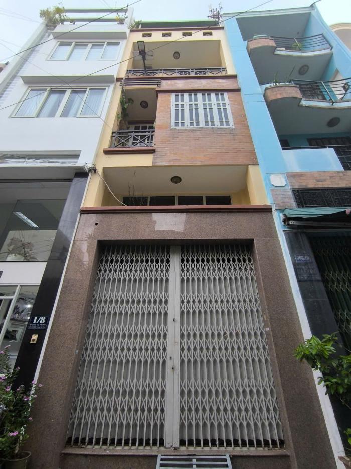 Cho thuê nhà hẻm xe hơi đường Út Tịch quận Tân Bình
