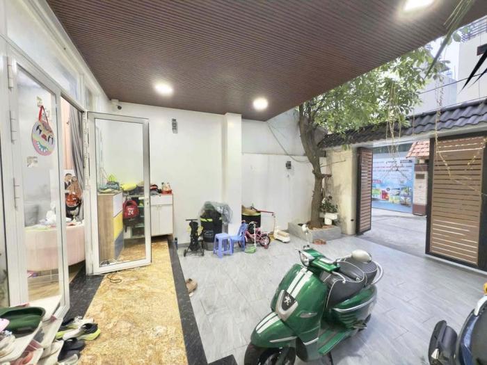 Cho thuê nhà đường Bạch Đằng quận Tân Bình