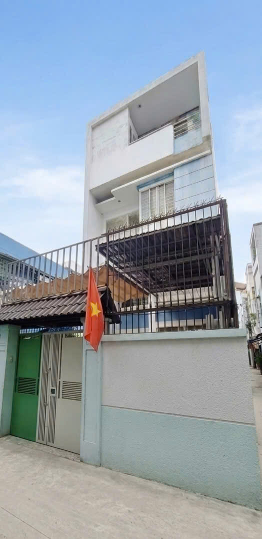 Cho thuê nhà đường Cách Mạng Tháng 8 quận Tân Bình
