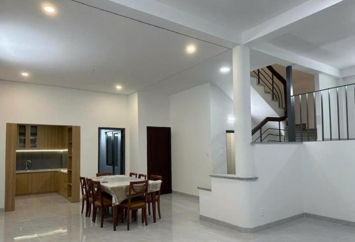 Cho thuê nhà hẻm 15 đường Lam Sơn quận Tân Bình