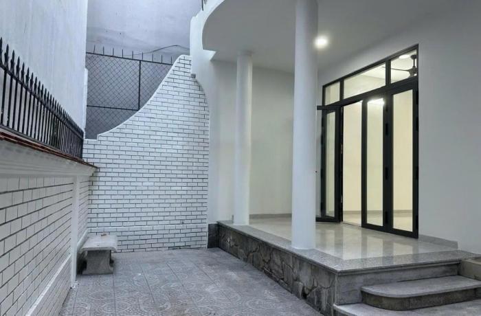 Cho thuê nhà hẻm 15 đường Lam Sơn quận Tân Bình