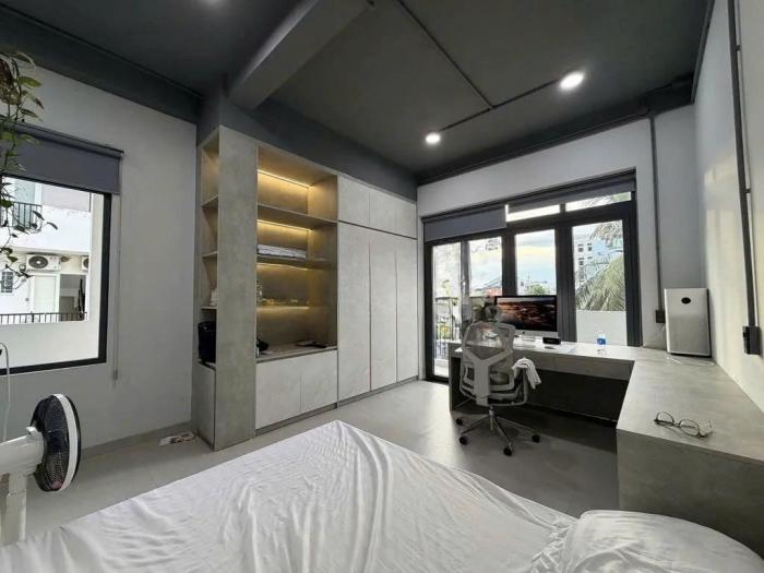 Cho thuê nhà góc 2 mặt tiền hẻm 154 đường Nguyễn Phúc Chu quận Tân Bình
