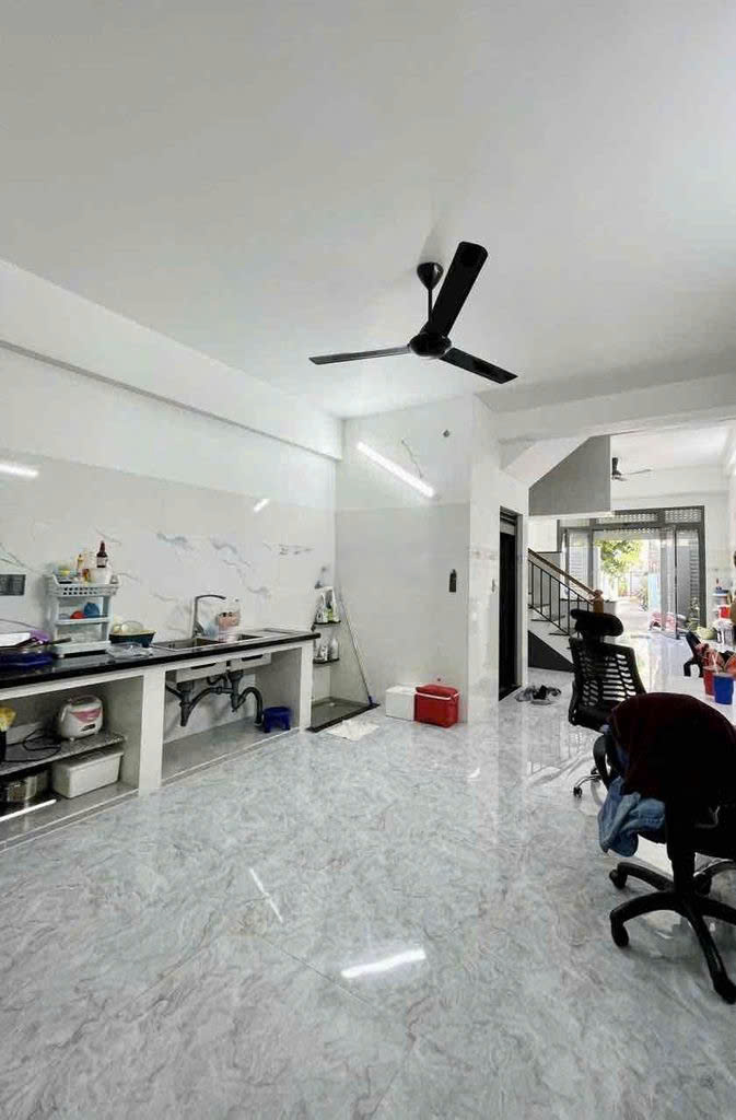 Cho thuê nhà đường Âu Cơ quận Tân Phú