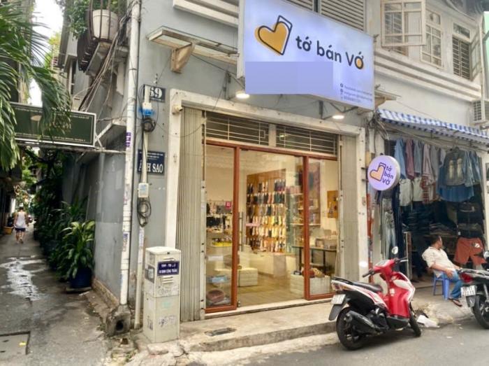 Cho thuê nhà mặt tiền đường Đinh Công Tráng