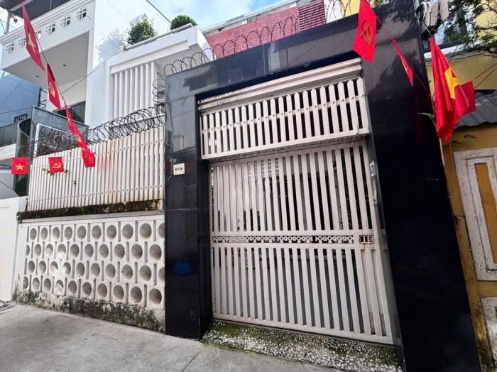 Cho thuê nhà mặt tiền đường Đinh Công Tráng Quận 1
