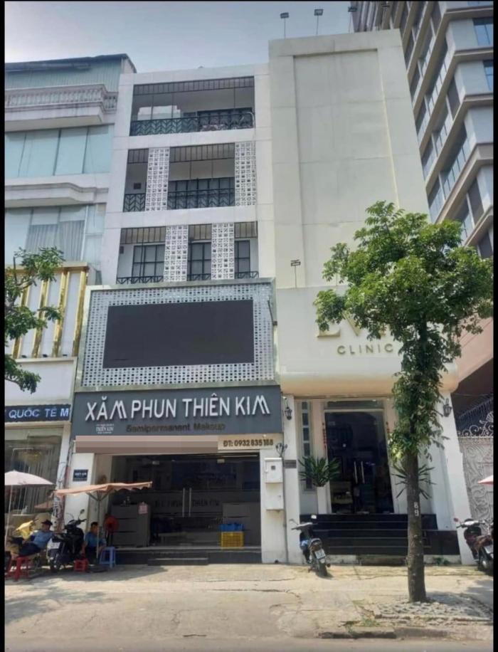 Cho thuê nhà mặt tiền đường Nguyễn Đình Chiểu Quận 1