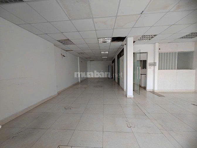 Cho thuê nhà mặt tiền đường Trần Khánh Dư Quận 1