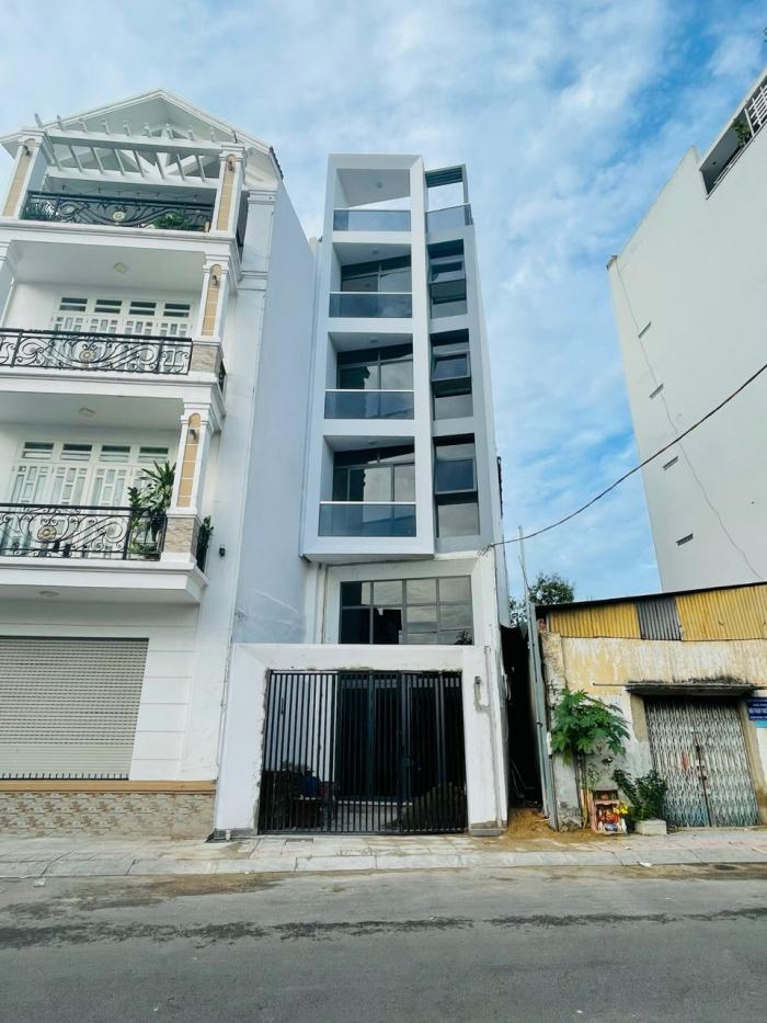 Cho thuê nhà mặt tiền đường Nguyễn Văn Nguyễn Quận 1