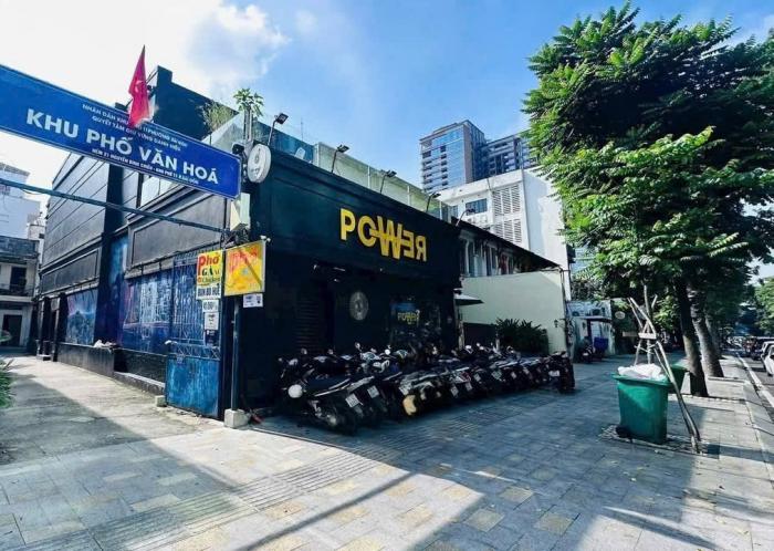Cho thuê nhà mặt tiền đường Nguyễn Đình Chiểu Quận 1