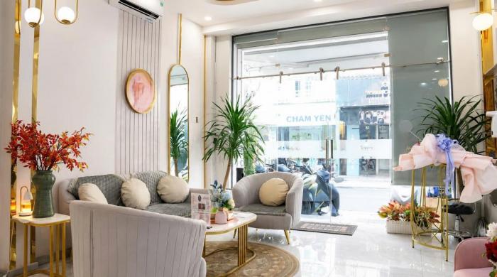 Cho thuê nhà mặt tiền đường Trần Khắc Chân quận 1
