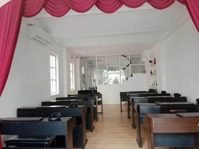 Cho thuê nhà mặt tiền 21 Đặng Dung Quận 1