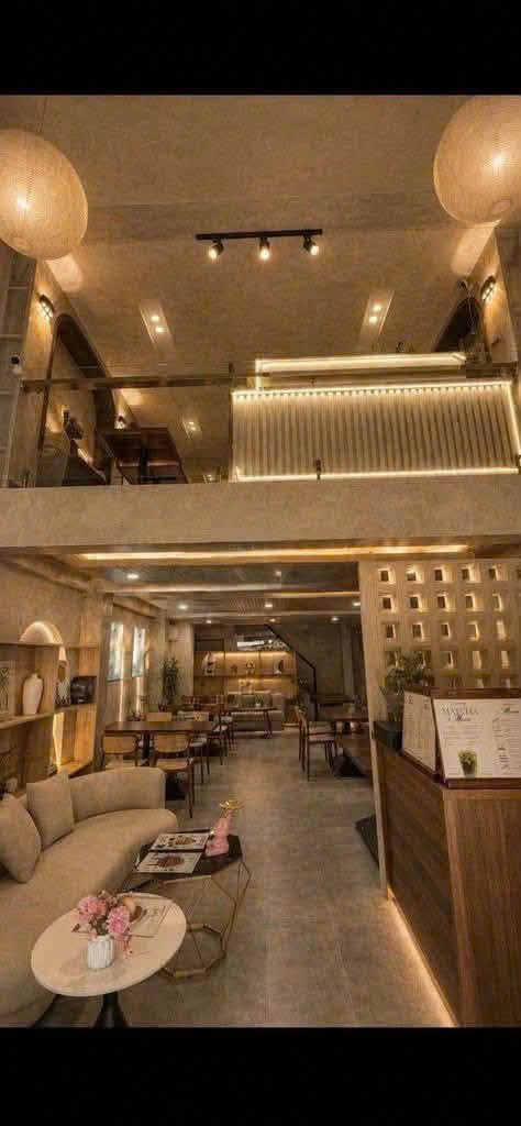 Cho thuê nhà mặt tiền 42 Trịnh Văn Cấn Quận 1