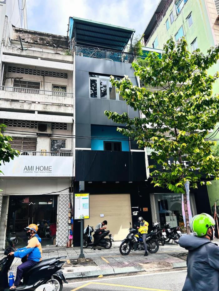 Cho thuê nhà mặt tiền 26 Trần Quang Khải Quận 1