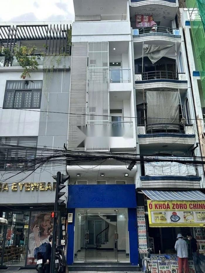 Cho thuê nhà mặt tiền đường Ngô Quyền quận 10