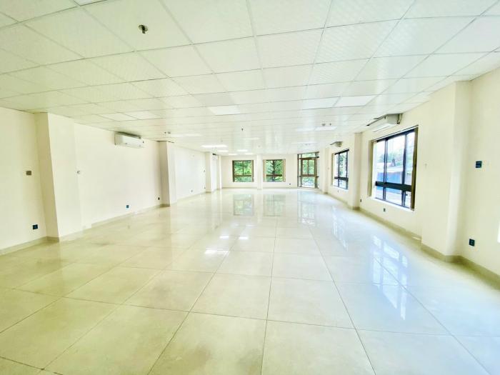 Cho thuê nhà mặt tiền đường Ngô Quyền Quận 10