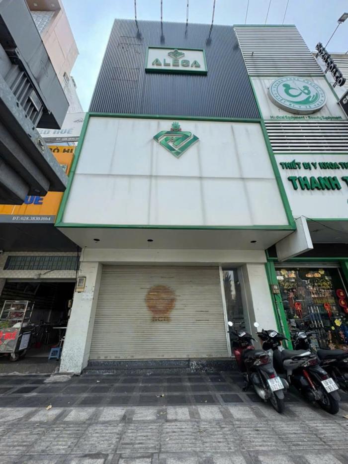 Cho thuê nhà mặt tiền đường Ba Tháng Hai Quận 10