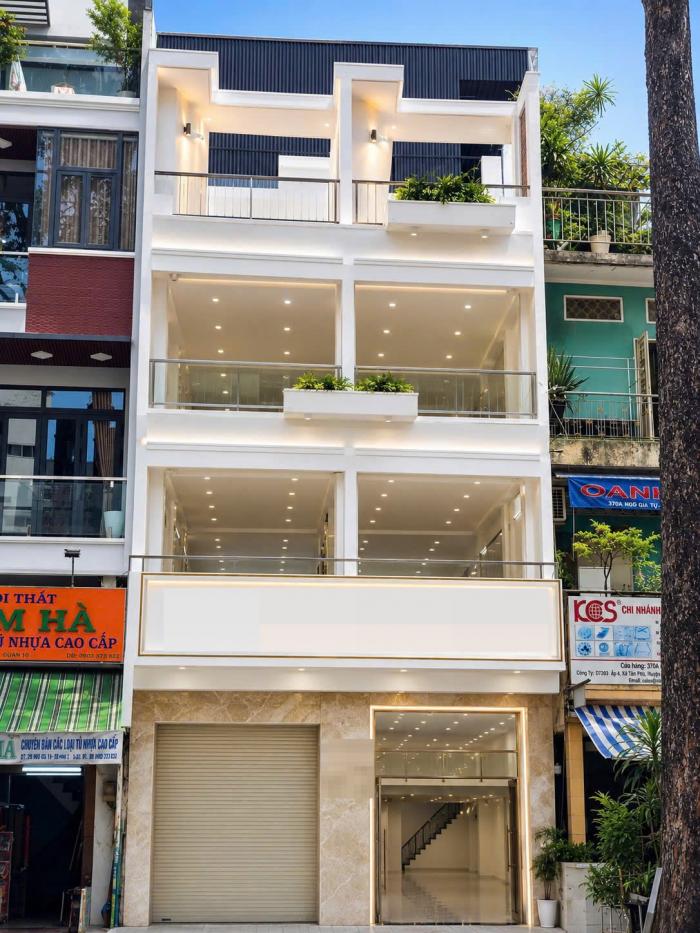 Cho thuê nhà mặt tiền đường Ngô Gia Tự Quận 10