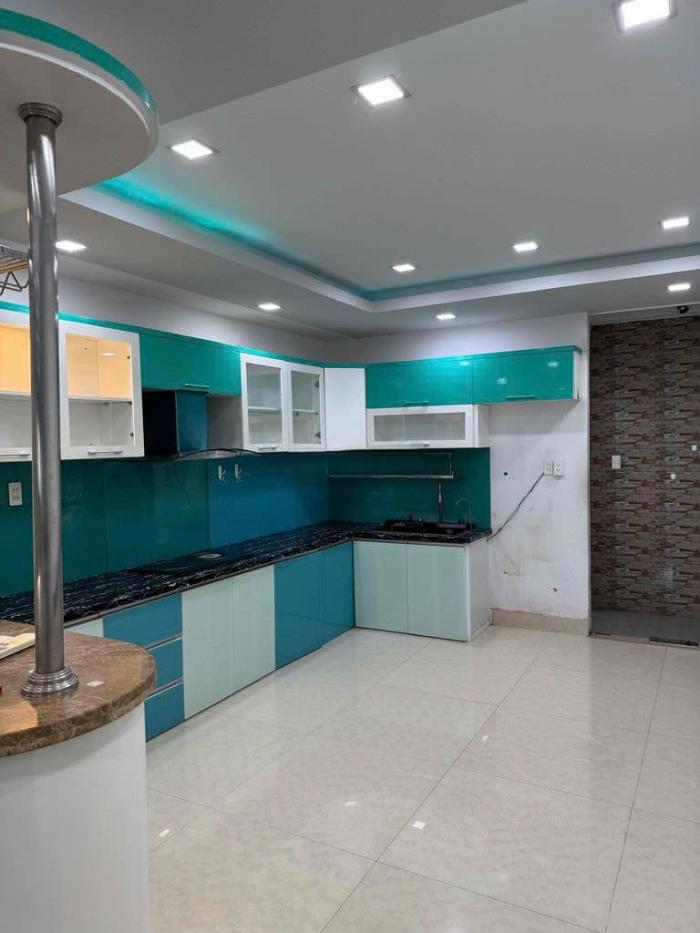 Cho thuê nhà đường Tam Đảo Quận 10