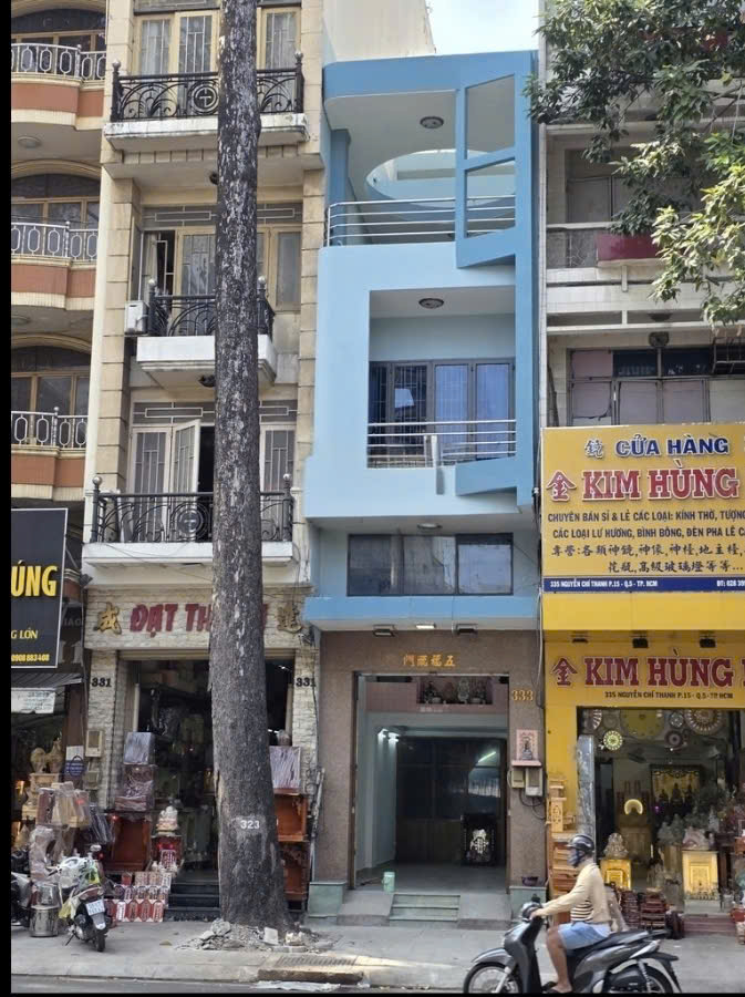 Cho thuê nhà mặt tiền đường Nguyễn Chí Thanh Quận 10