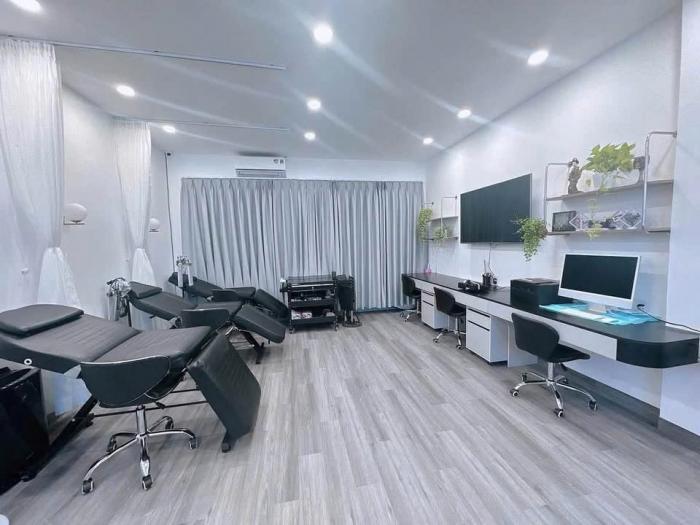 Cho thuê nhà mặt tiền 330 Lý Thái Tổ Quận 10