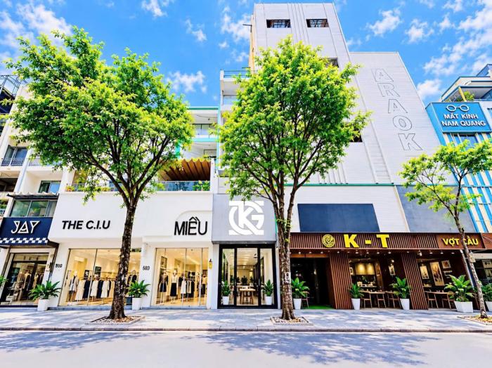 Cho thuê nhà mặt tiền 678 Sư Vạn Hạnh Quận 10