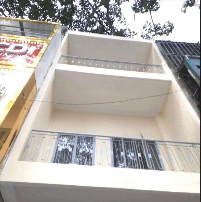 Cho thuê nhà mặt tiền 380 Ba Tháng Hai Quận 10