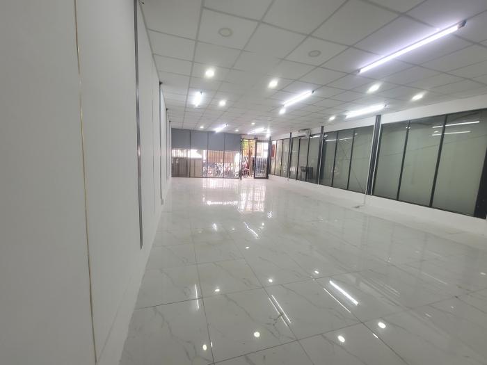 Cho thuê nhà mặt tiền đường Bùi Tá Hán An Phú Quận 2