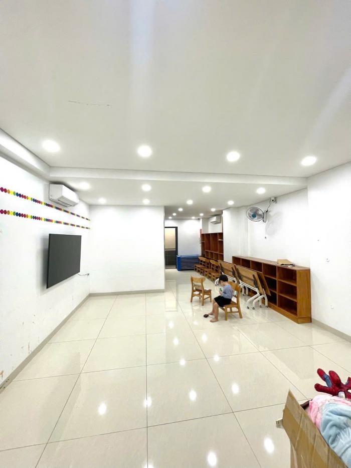 Cho thuê nhà mặt tiền đường số 72 Thạnh Mỹ Lợi Quận 2