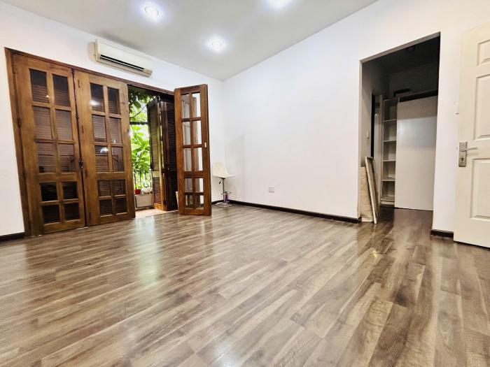 Cho thuê nhà mặt tiền đường Thái Ly P. Thảo Điền Quận 2