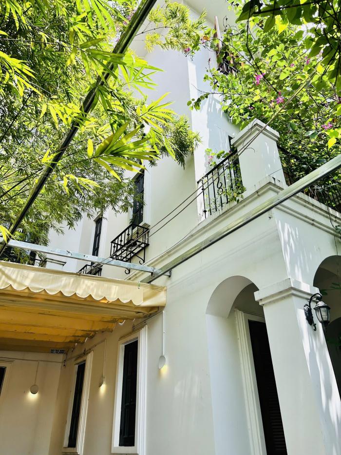 Cho thuê nhà mặt tiền đường Thái Ly P. Thảo Điền Quận 2