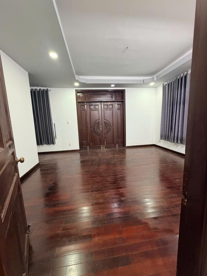 Cho thuê nhà mặt tiền đường 18A P. An Phú Quận 2